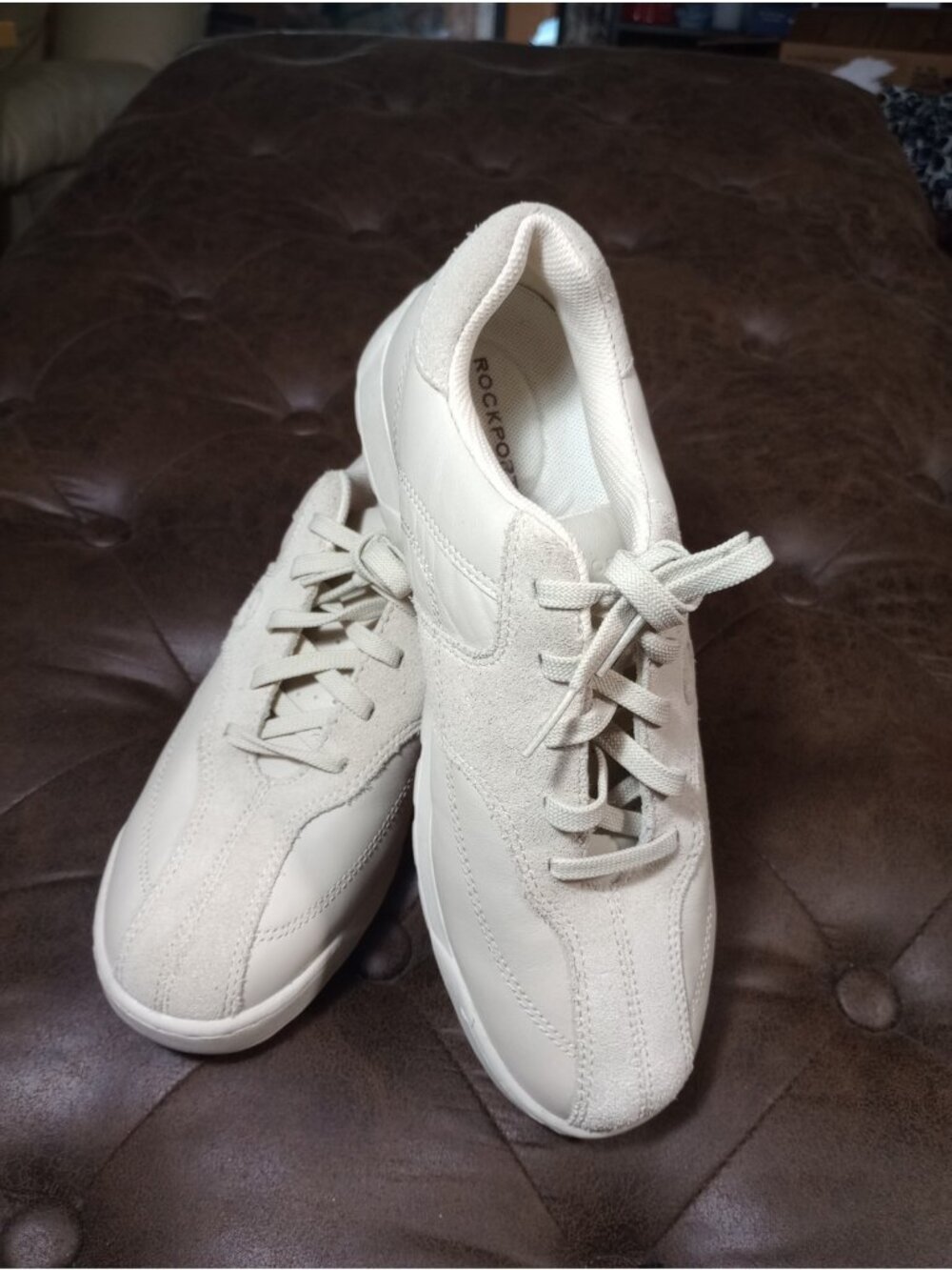 New Rockport Womens ProWalker Cream Leather Lace Up Sneaker Shoes Size 7